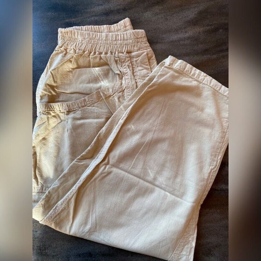 First Class Pants Women’s Medium Beige Cropped Cotton Pull On Cargo